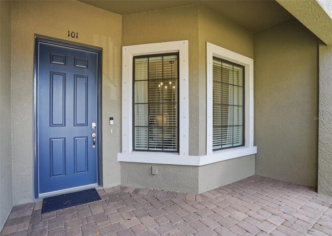 Building Photo - 12720 Sorrento Wy