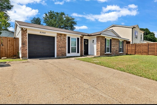 Primary Photo - 2308 Foxcroft Ln