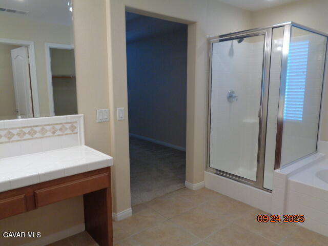 Building Photo - 42308 Klamath Ln