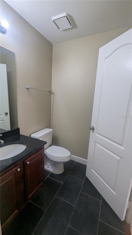 Building Photo - 2035 Dixie Belle Dr