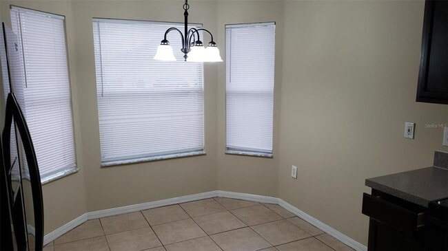 Building Photo - 636 Majesty Dr