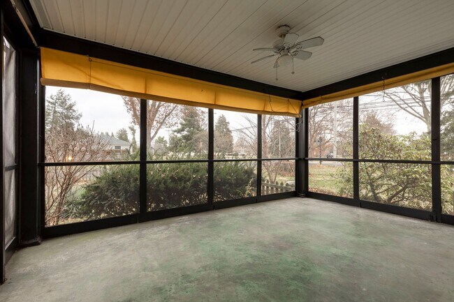 Building Photo - 4225 Rudy Ln