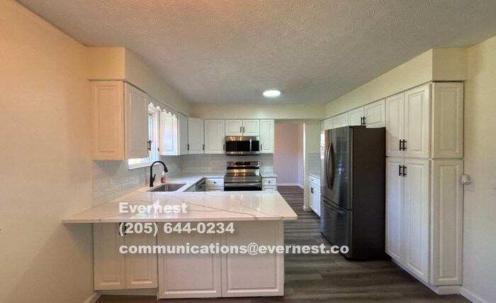 Building Photo - 6642 Glacier Ave