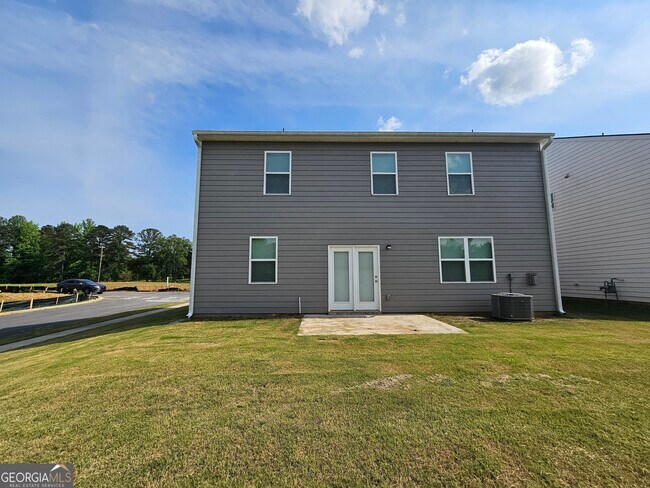 Building Photo - 52 White Spruce Wy