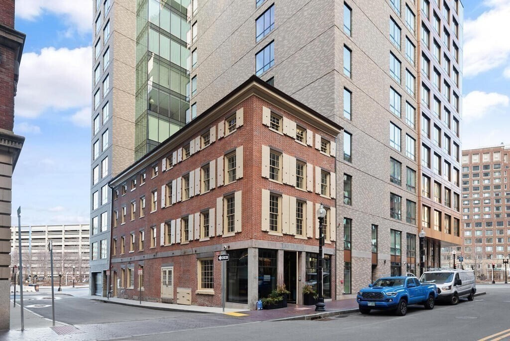 Building Photo - 110 Broad St