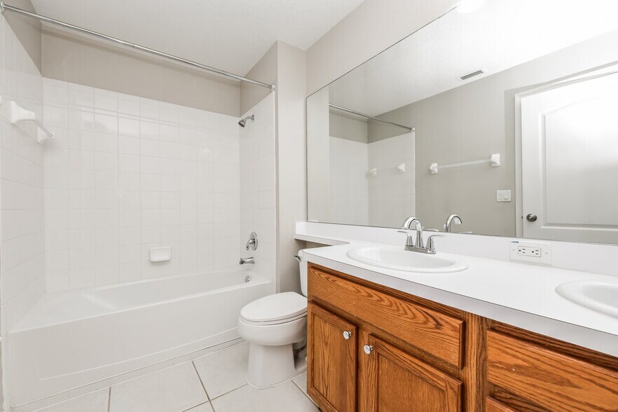 Building Photo - 3128 Prairie Iris Dr