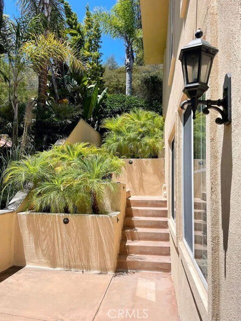 Building Photo - 8058 Gilman Ct