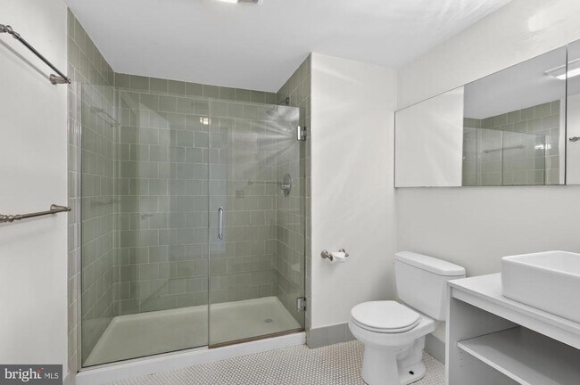 Building Photo - 1714 Memphis St