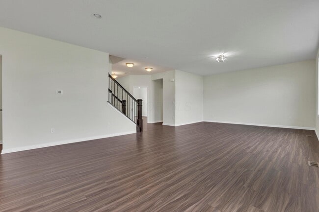 Building Photo - 241 Sunstone Ln
