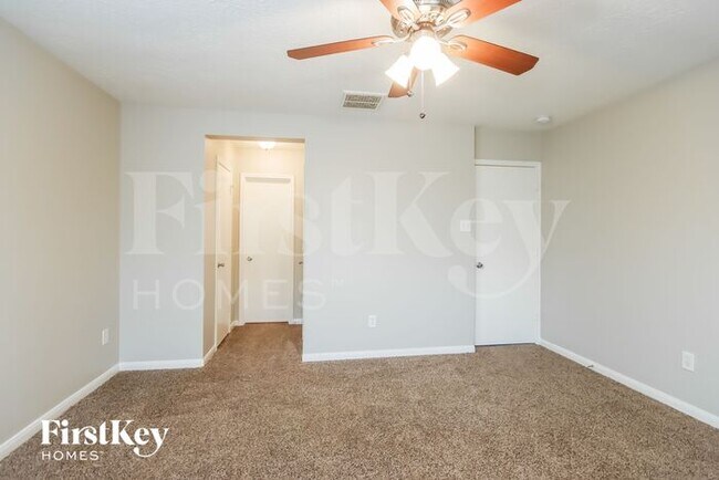 Building Photo - 3526 Fuller Bluff Dr