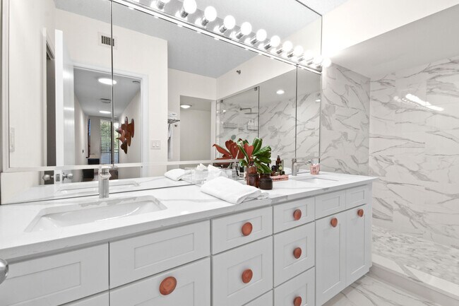 Building Photo - 3322 Casseekey Island Rd