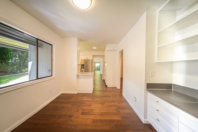 Building Photo - Greenleaf House: A Sustainable and Eco-Friendly Home!