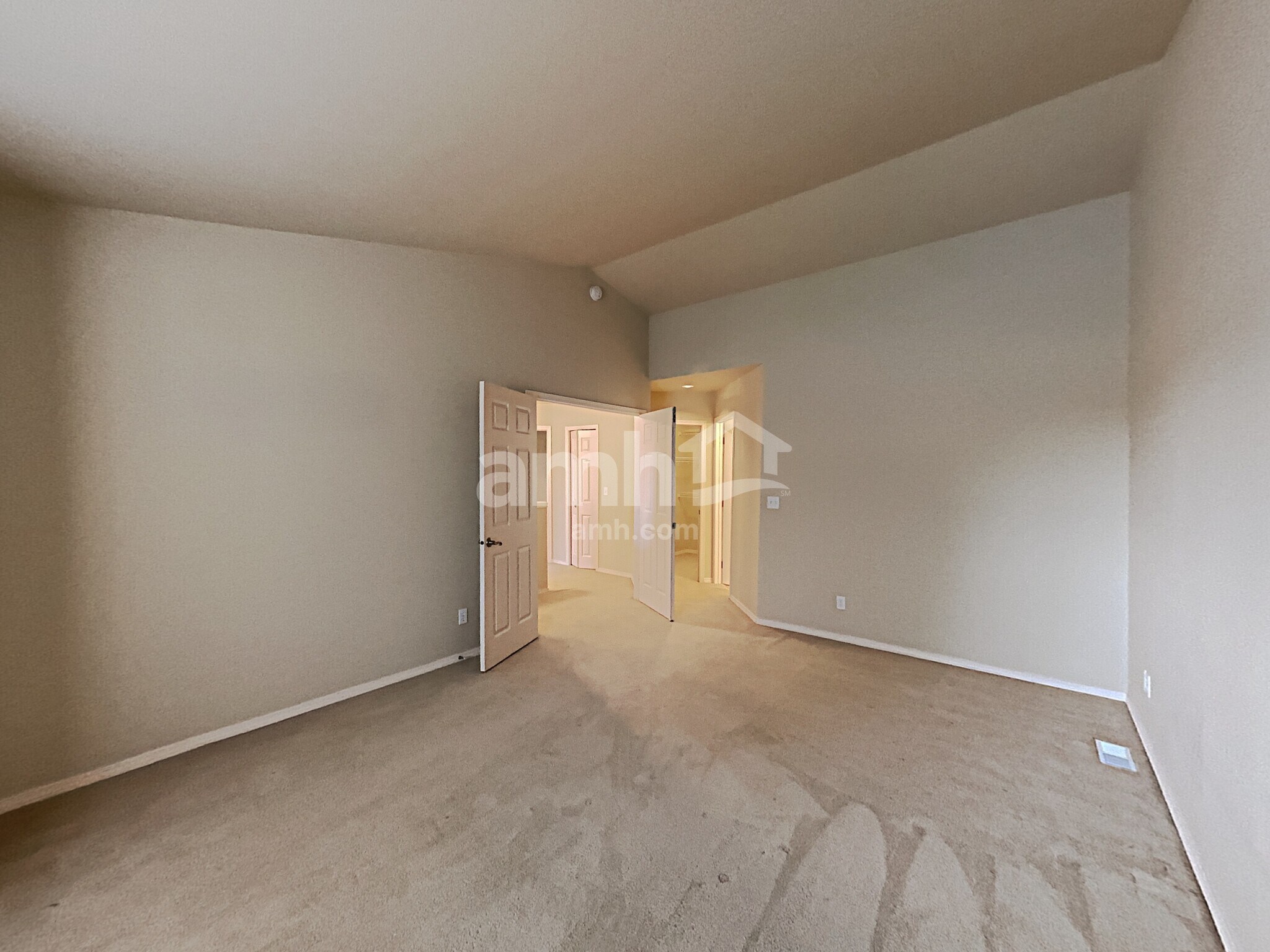 Building Photo - 114 207th St E