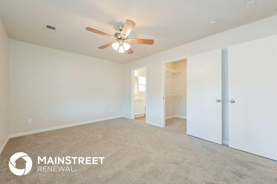 Building Photo - 5117 Kittredge St