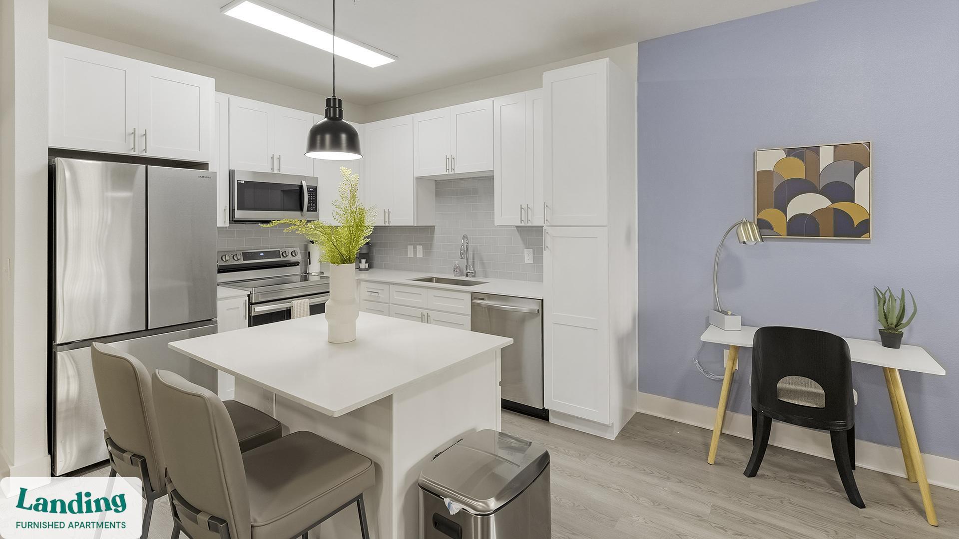 Building Photo - 15777 Quorum Dr