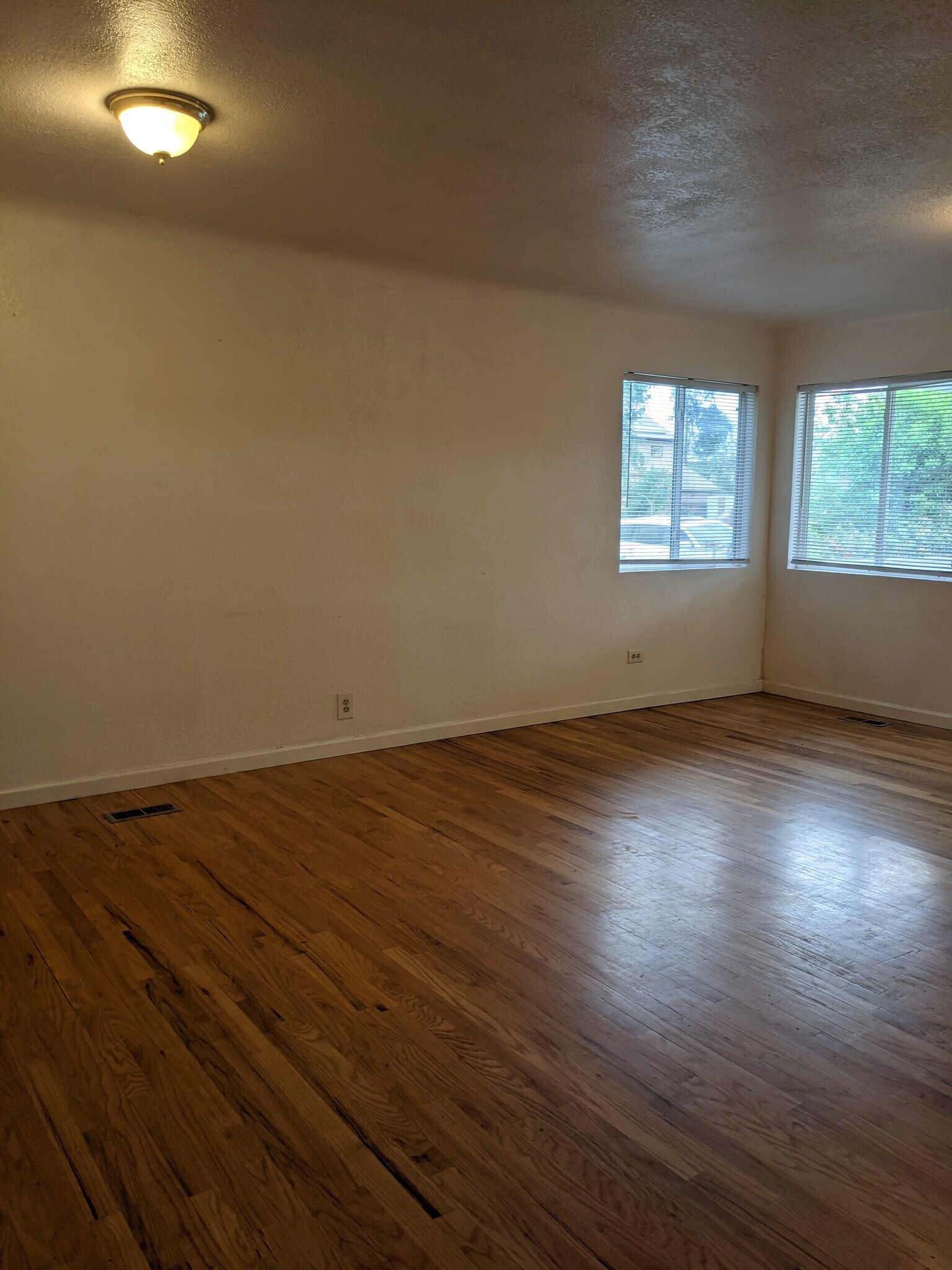 Building Photo - 1755 Trenton St