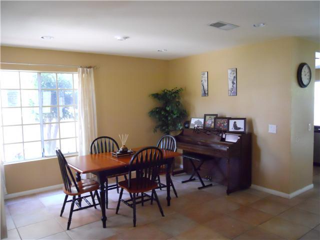 Building Photo - 11060 Avenida De Los Lobos