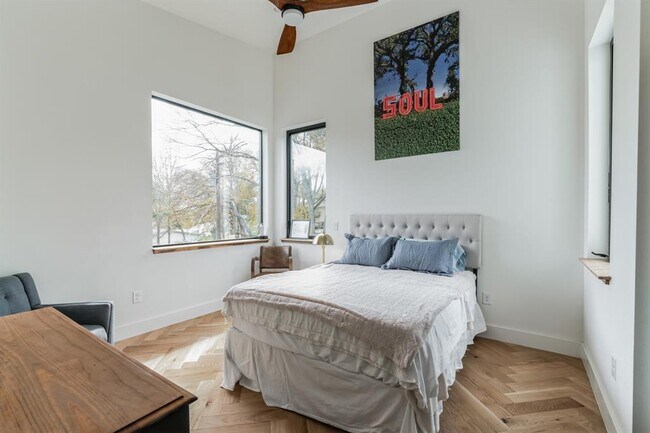 Building Photo - 107 Blue Ridge Trail