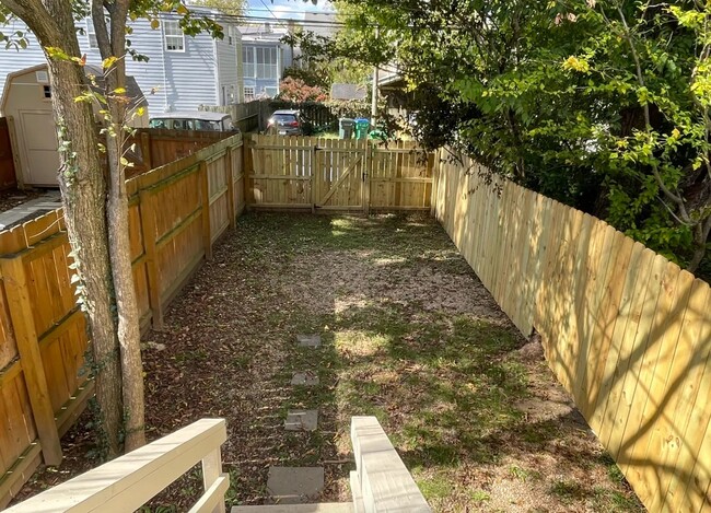 Backyard with New fence - 424 1/2 S Pine St