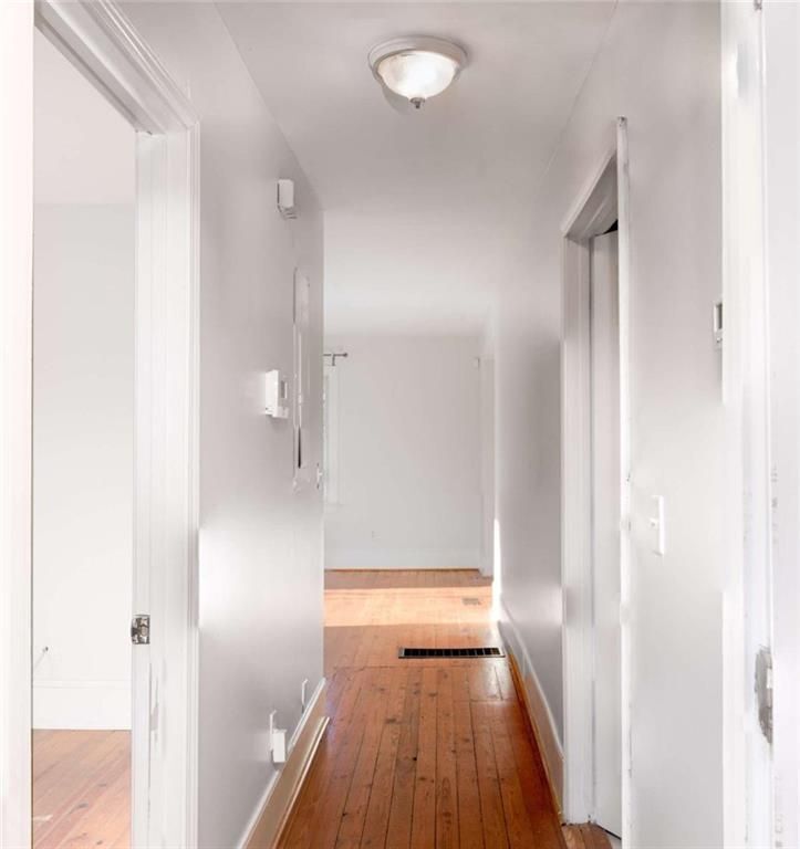 Building Photo - 2344 Ripplewater Dr SE