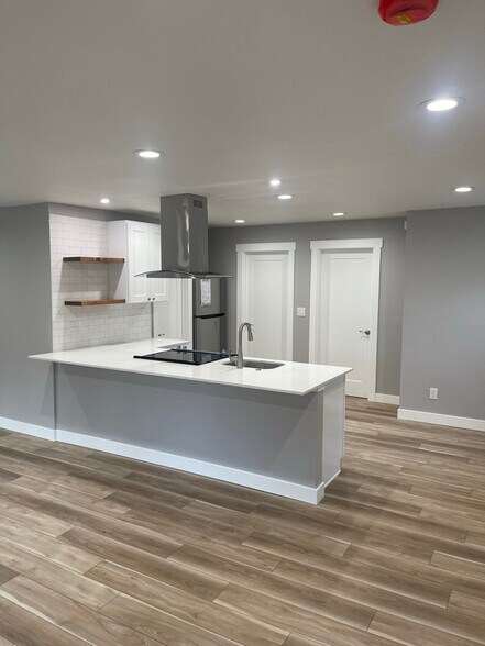 Building Photo - 9820 Veterans Dr SW
