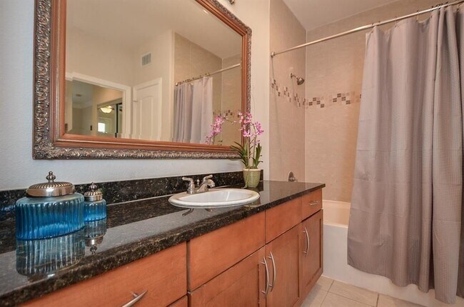 Building Photo - 2299 Lone Star Dr