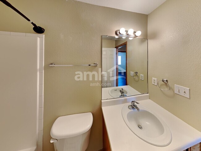 Building Photo - 3808 Ironhorse Drive