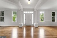 Building Photo - 116 Desales Dr