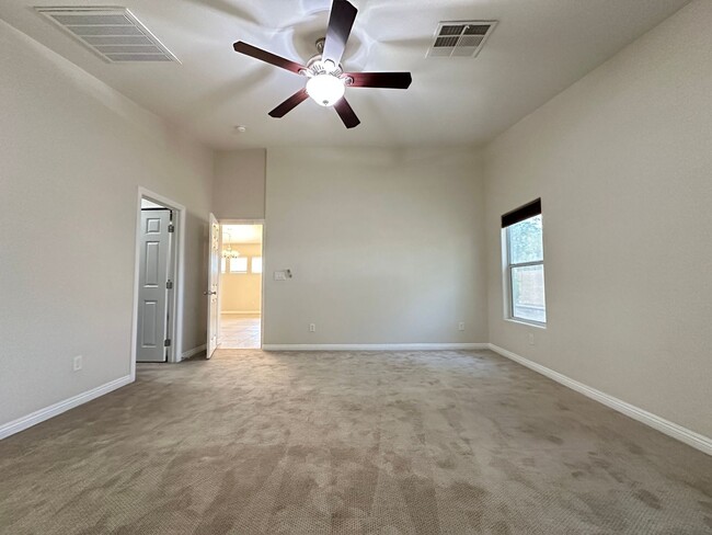 Building Photo - Home for Rent
