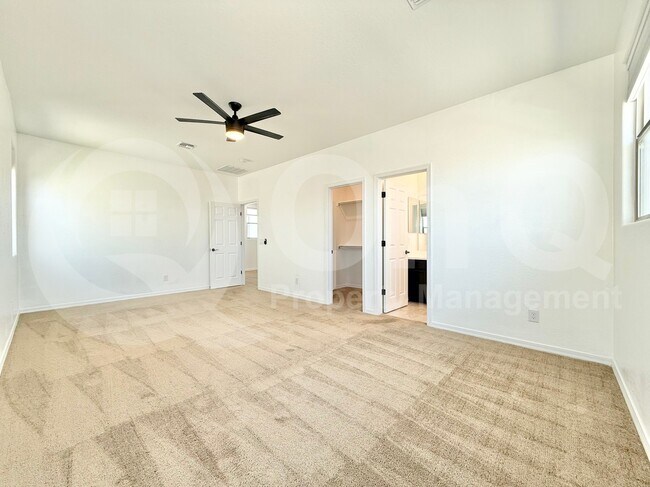 Building Photo - 24852 N 143rd Dr