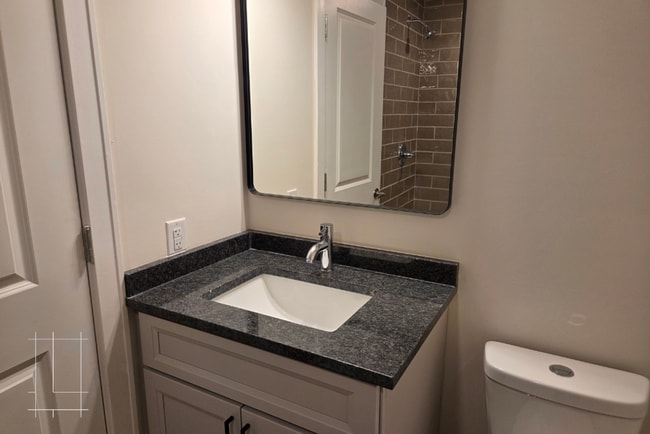 Building Photo - 1257 N 6th St