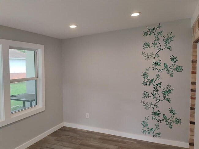 Building Photo - 103 Laurel Ridge