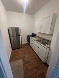 Building Photo - nre917