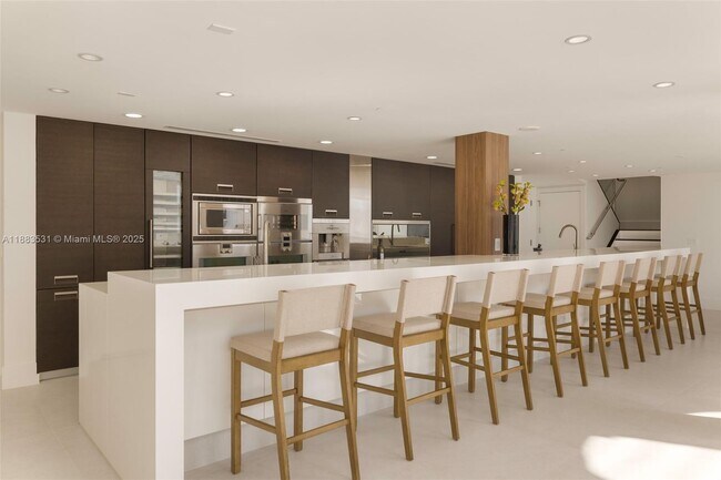 Building Photo - 55 Merrick Way