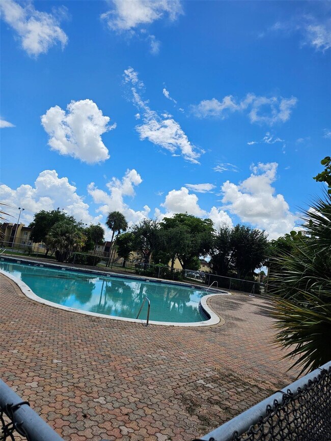 Building Photo - 2980 NW 55th Ave