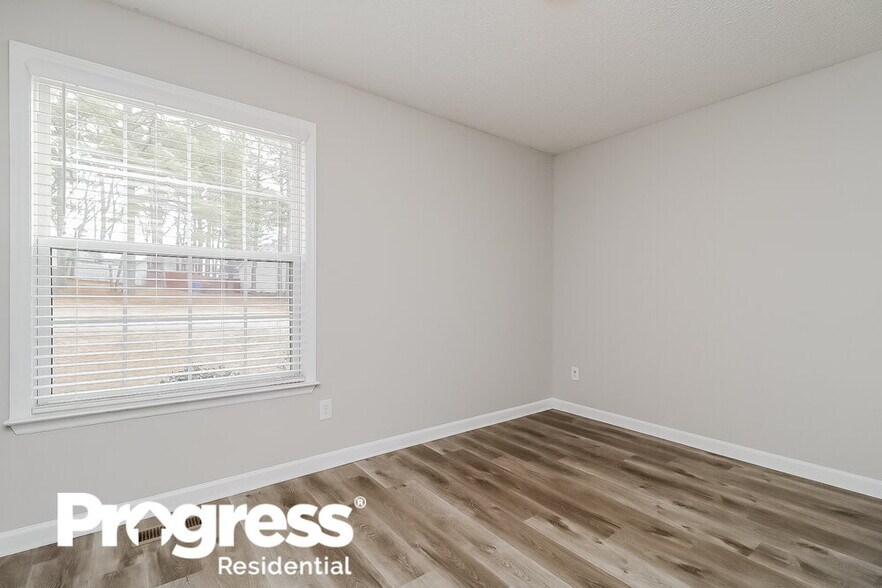 Building Photo - 944 S Philwood Ct