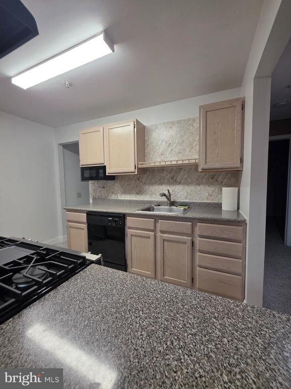 Building Photo - 2809 Waters Edge Dr