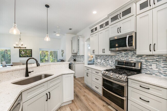 Building Photo - For Rent: Stunning Home in Tranquil Greystone Subdivision.