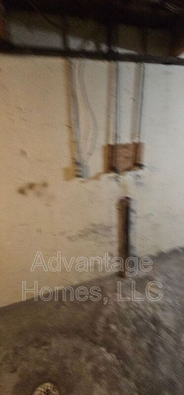 Building Photo - 908 N 70th St