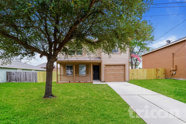 Building Photo - 16783 Fallen Timbers Dr