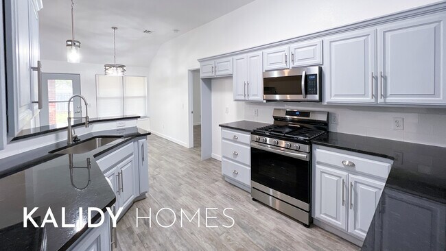 Building Photo - 5921 SE 88th St