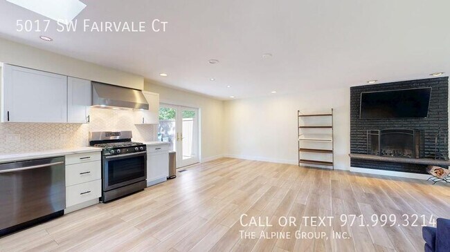 Building Photo - 5017 SW Fairvale Ct