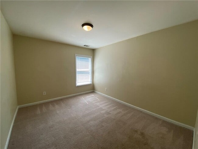 Building Photo - 3367 Harvest Ridge Ln NE
