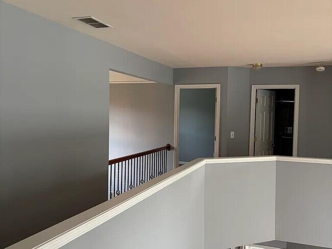 Building Photo - 8105 Cavendish Pl
