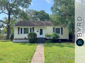 Building Photo - 5231 Rockland Rd