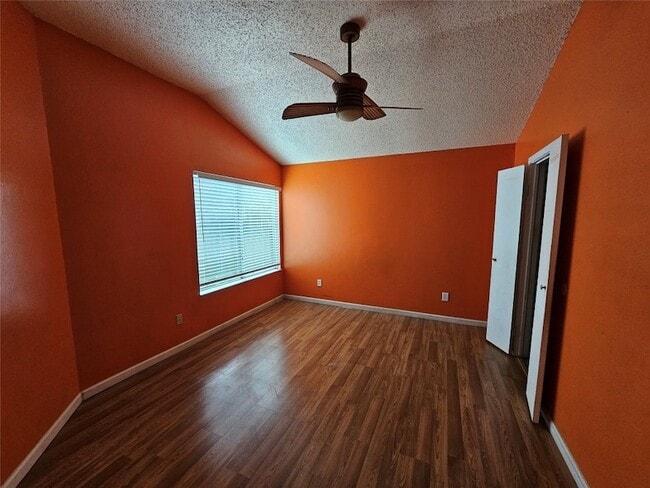 Building Photo - 17051 Carbridge Dr