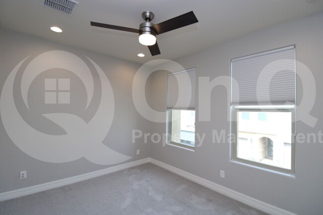 Building Photo - 7437 E Via De Luna Dr