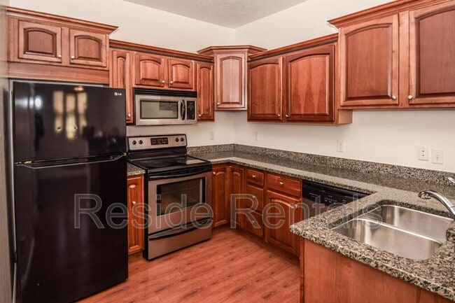 Building Photo - 537 W 1570 N