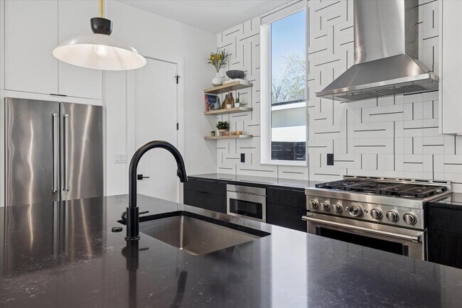 Building Photo - 1508 Redd St