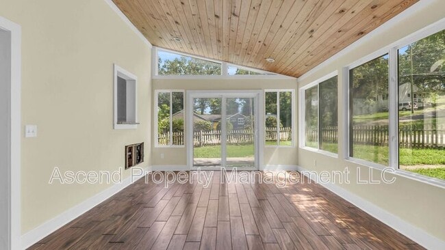 Building Photo - 406 Osborne Dr